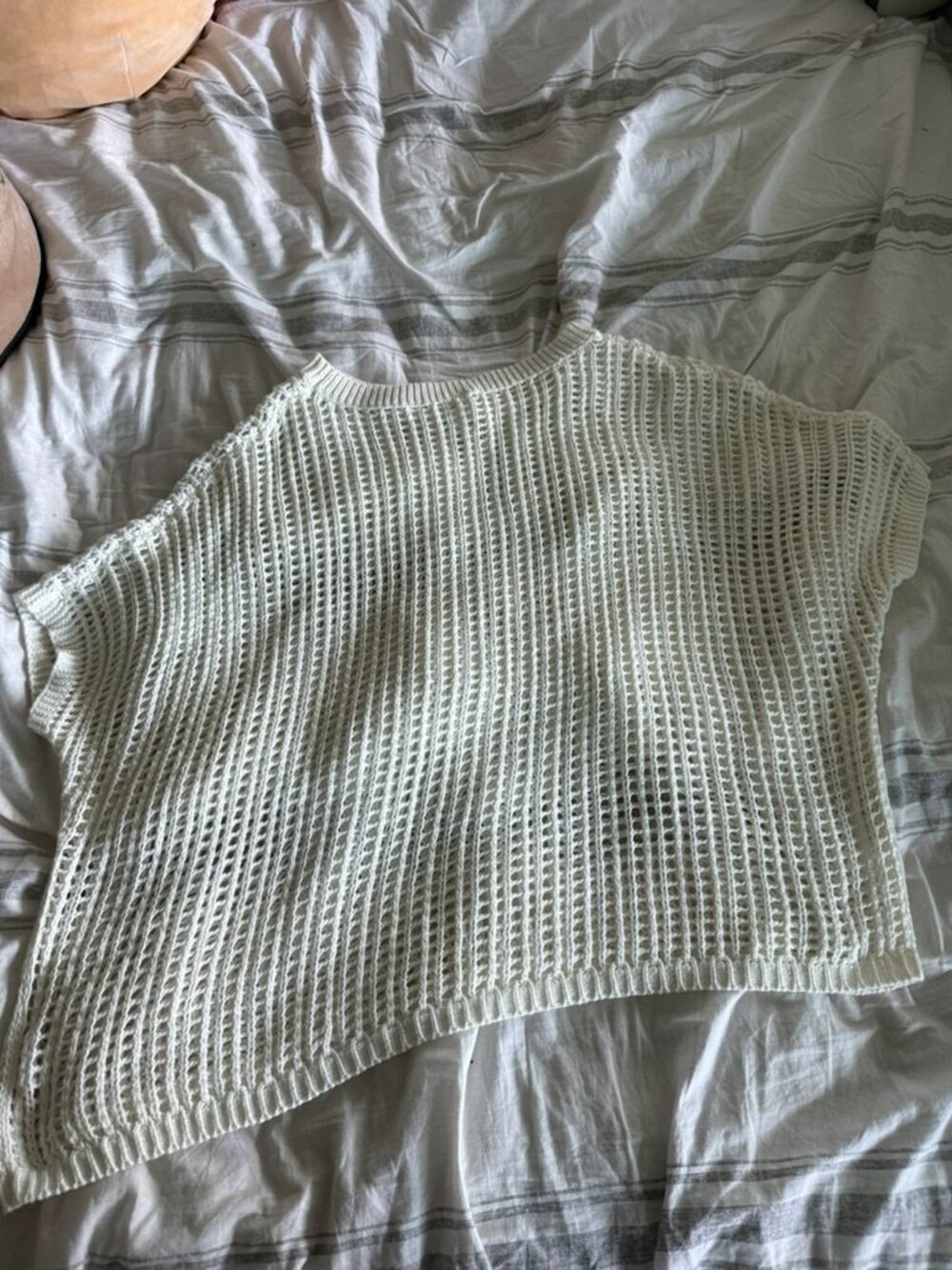 Dokotoo White Open Knit Sweater Top – Size 3XL